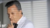 La estrategia de Palito Ortega para hacer asado y que sus hijos lo coman sin reunirse