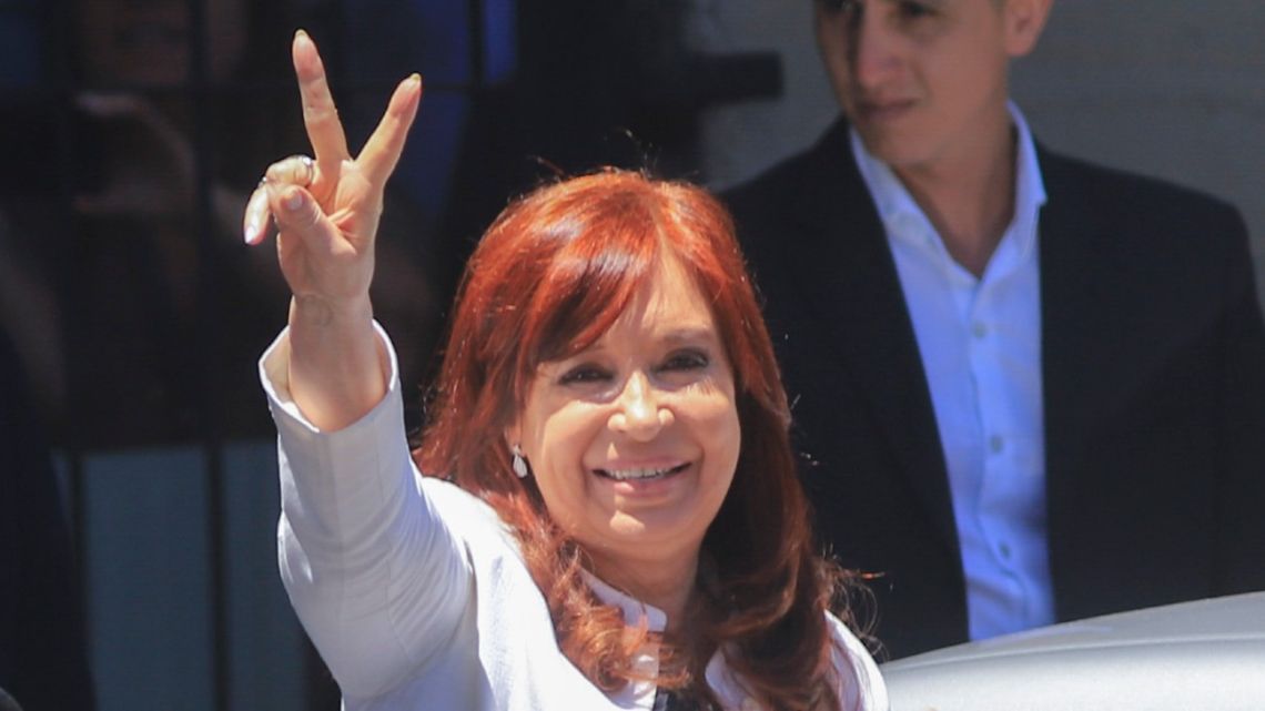 Vice-President Cristina Fernández de Kirchner leaves court in this file photo.