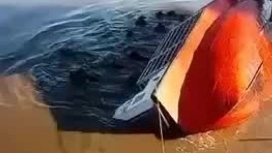 Se hundió una balsa