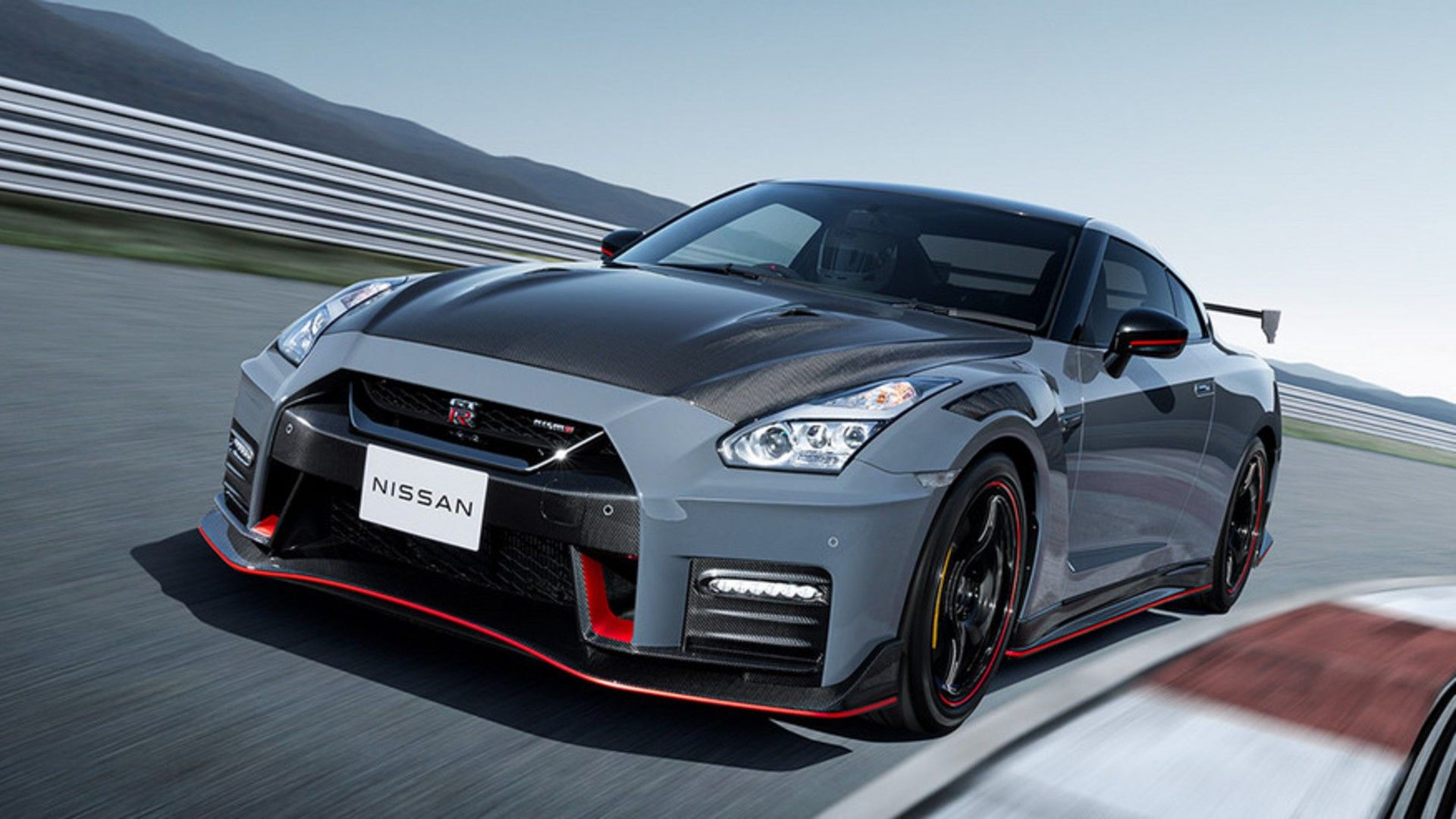 As Es El Nuevo Nissan GT R Nismo Parabrisas