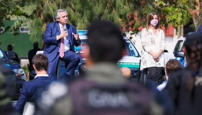 Centinela. Fernández anunció ayer con Frederic el envío de mil gendarmes para el Conurbano.