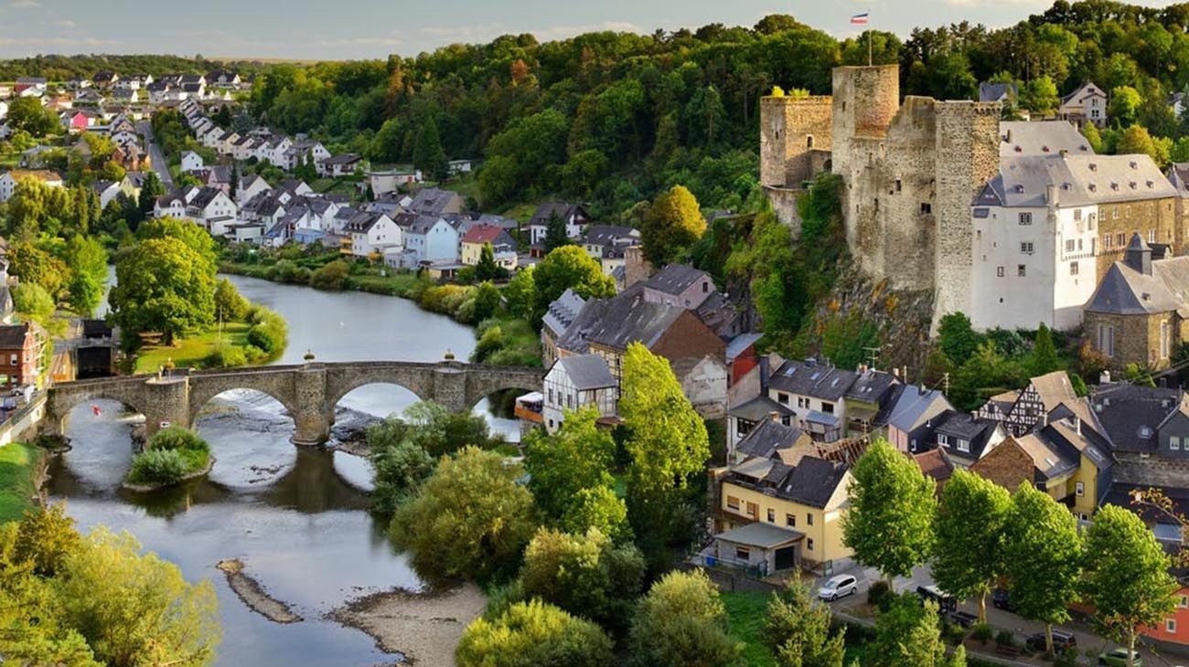 Marburgo, la ciudad medieval en donde se fabrica la vacuna de Pfizer