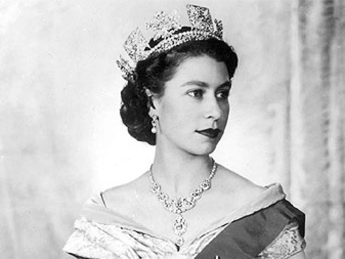 Radio Perfil | El 21 de abril de 1926 nació la Reina Isabel II de