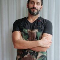 El cocinero Coco Carreño presentó oficialmente a su novio