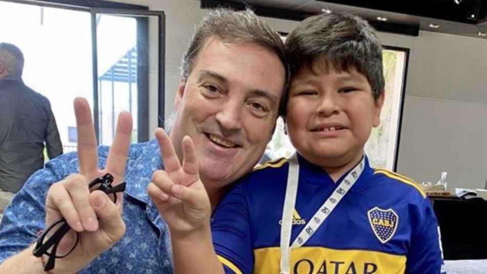 Maurio Baudry y Dieguito Fernando Maradona 2104