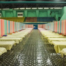 India, Guwahati: En la foto se ve una instalación de tratamiento de COVID-19 recién instalada, en el Complejo Deportivo Sarusajai. | Foto:David Talukdar / ZUMA Wire / DPA