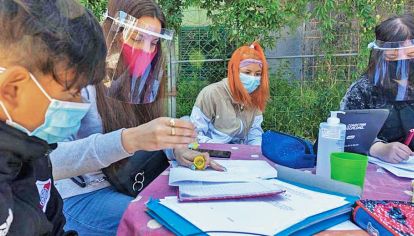Debate. Los argumentos podrían girar, por ejemplo, en torno a ¿en qué nivel educativo realizar el cierre?, ¿cuántos días?, ¿en qué lugares?