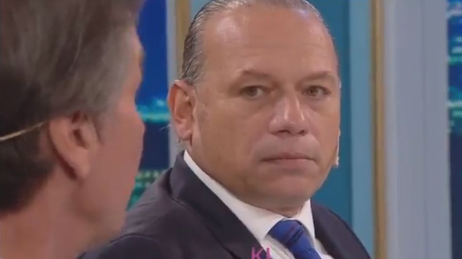 Habla Estol, Berni escucha. Su duelo estalló en la mesa de Juana Viale, en el 13, fue de alto voltaje.
