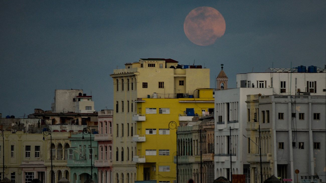 SuperLuna en el mundo