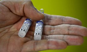 Tecnopolis health worker Sputnik V jab