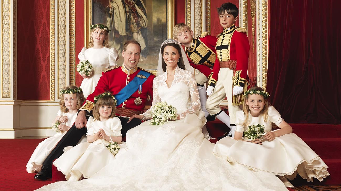  El príncipe Guillermo y Kate Middleton, futuros reyes de Inglaterra, se casaron el 29 de abril de 2011 en Londres