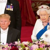 ISABEL II CELEBRO LOS 95 CON LUTO, SOLA Y MUY TRISTE