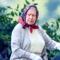 ISABEL II CELEBRO LOS 95 CON LUTO, SOLA Y MUY TRISTE