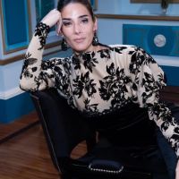 Todos los detalles del look de época de Juana Viale para "Almorzando con Mirtha"