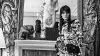 Con Charlotte Casiraghi como musa, Chanel presentó su colección cruise 2021