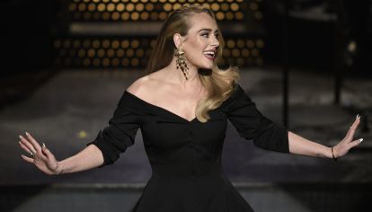 ¡Irreconocible! Adele celebró sus 33 cumpleaños al natural y sin retoques