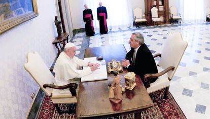 Sintonía. El mandatario argentino y el Papa se expresan similar cuando aluden a las desigualdades económicas y frente a la pandemia.