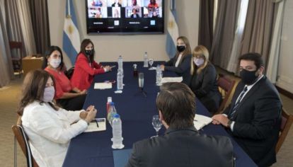 PRESENCIAL Y VIRTUAL. Del encuentro con el ministro, articiparon Mariela Labozzetta, Gabriela Baigún, Laura Belloqui, Mónica Cuñarro, María Schianni y Virginia Miguel Carmona, entre otras magistradas.