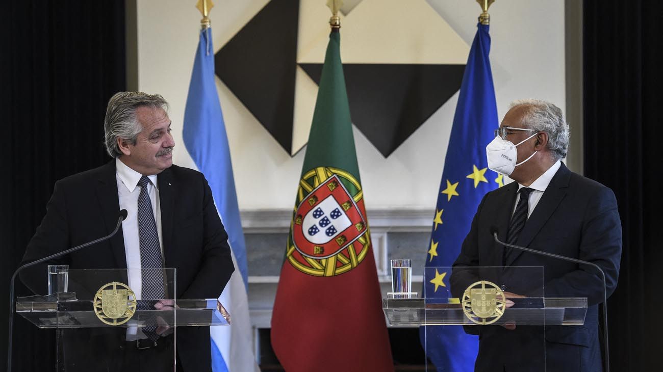 Alberto Fernández con Marcelo Rebelo de Sousa presidente de Portugal