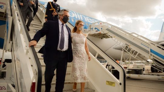 Fabiola Yáñez, en Madrid, todo los detalles del diseño "off-white" de Gabriel Lage