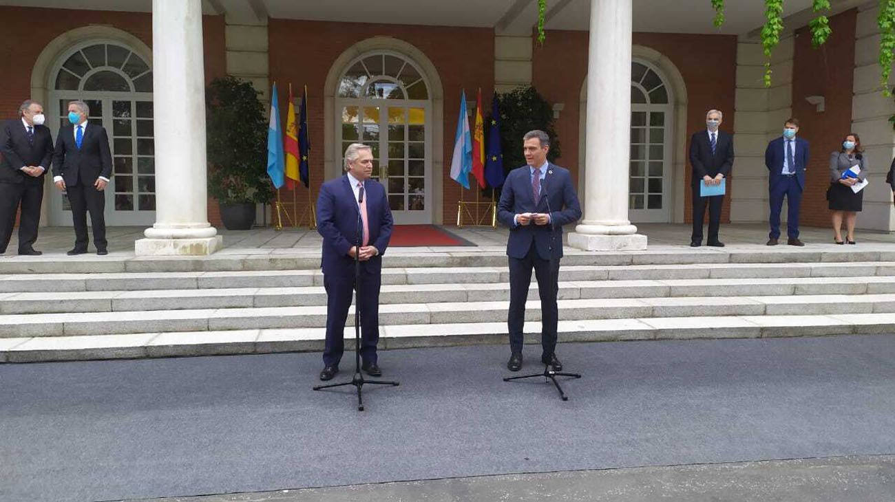  Alberto Fernández y Pedro Sánchez