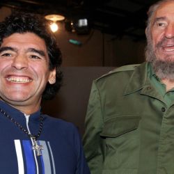 Castro le regaló a Maradona una casa que no puede ser vendida.  | Foto:CEDOC