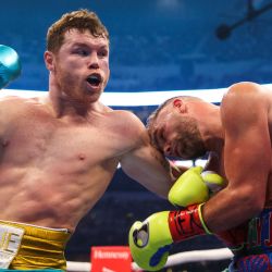 El boxeador mexicano Saúl  | Foto:Ed Mulholland / Matchroom Boxing / AFP