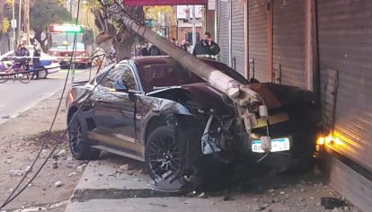 Acelera y destruye un Mustang en cinco segundos