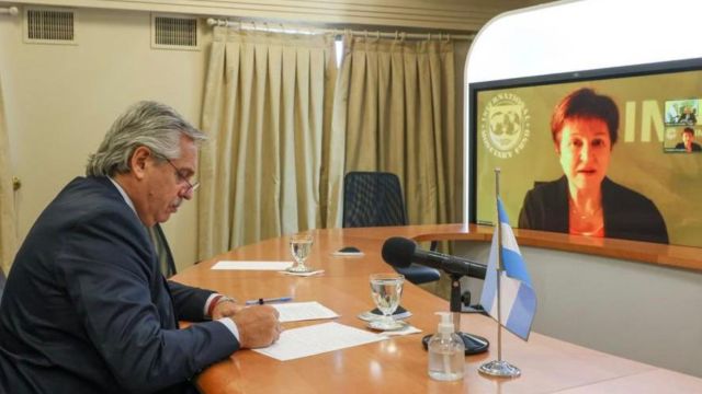 Alberto Fernández con la directora gerente del FMI, Kristalina Georgieva.