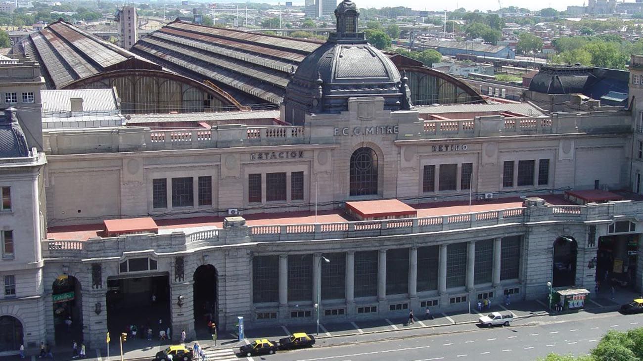 Constitución, Once, Lacroze y Retiro que fueron declaradas Monumento Histórico Naciona