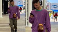 Santi Maratea marca tendencia con su cartera en forma de "cajita feliz"