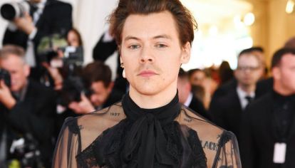 Harry Styles explotó las redes con su traje de sirena