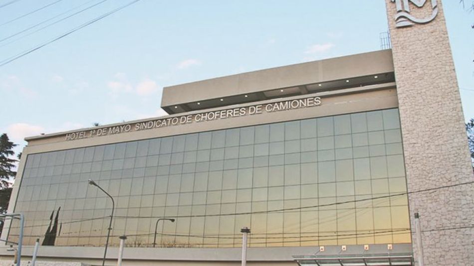 Hotel Camioneros