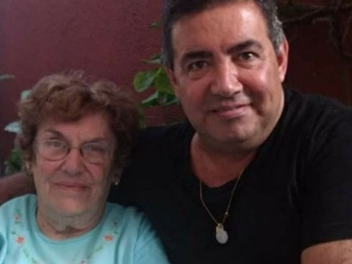 el-humorista-despidio-a-su-madre-en-sus-redes-sociales-con-un-conmovedor-mensaje-1173552
