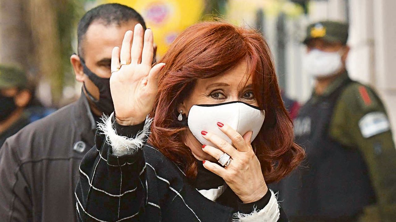 Cristina Kirchner sabe cómo acaban los ciclos del modelo K cuando pasan de la abundancia a la escasez: en derrota electoral. | Foto:cedoc