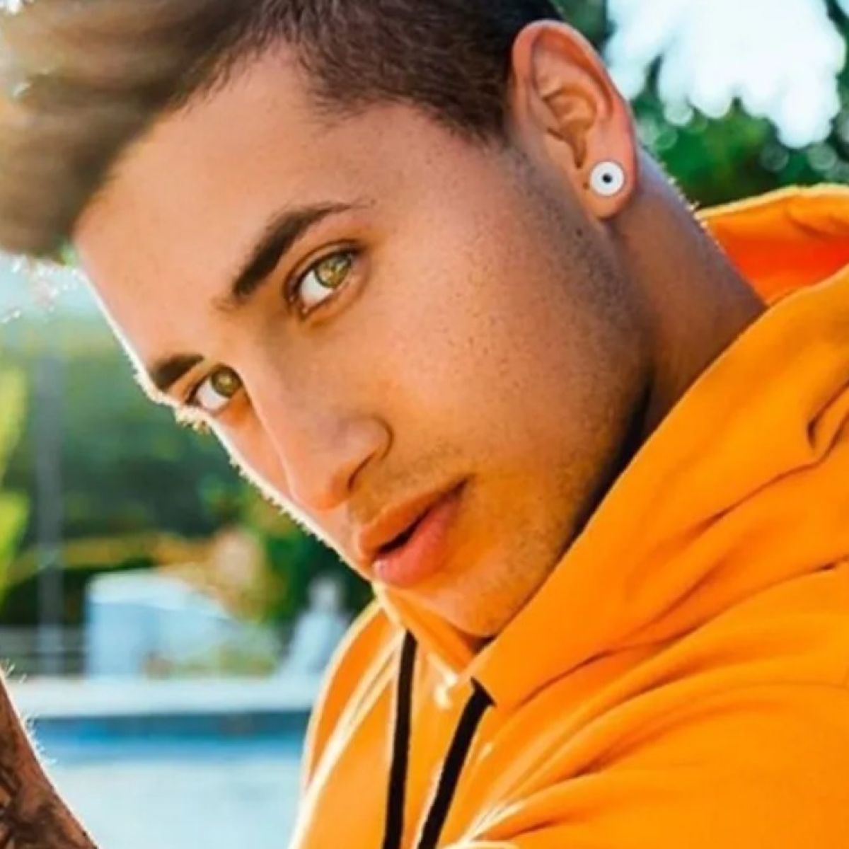 Caras Quien Es Yao Cabrera El Nuevo Amigovio De Morena Rial Y Polemico Youtuber Que Fingio Su Muerte