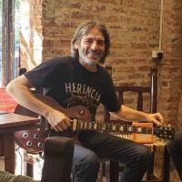 El hijo de Pappo fue detenido por golpear a su mujer: "La ahorcó y la encerró en un quincho"