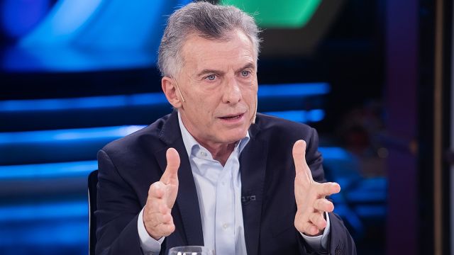 Mauricio Macri, invitado de Juana Viale en Canal 13.
