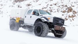 El Super Duty se construyó en base a una Ford F-550.