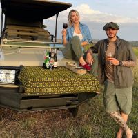 Mauro Icardi le robó el look a su cuñado y roba piropos desde África con Wanda Nara