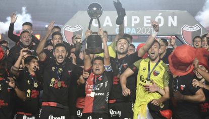 Pulga Rodríguez, referente de Colón campeón
