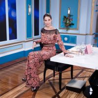 Juana Viale en la mesa de Mirtha Legrand: Conocé cada detalle de su fantástico look