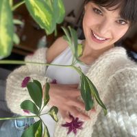 Conocé a Sinem Ünsal, la doctora Nazli en Doctor Milagro