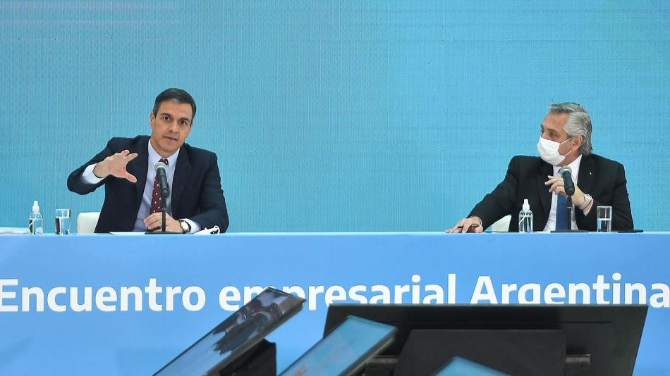 Alberto Fernández y Pedro Sánchez 20210609