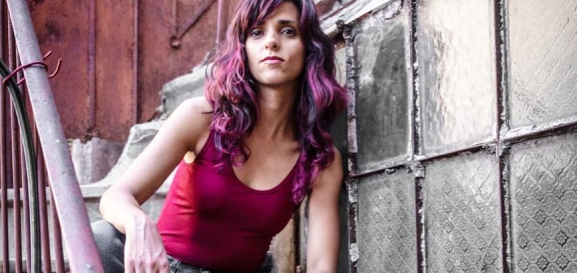 Conocé a Flor Albarracín, pianista, acordeonista y, ahora, cantautora solista