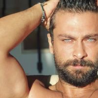 Piel bronceada y malla reveladora: la foto de Onur Tuna, de Doctor Milagro, que enloqueció a sus fans