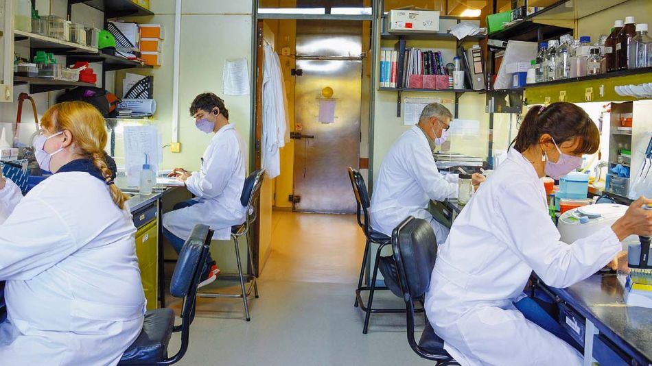 Ciencia. La vacuna de segunda generación está en la etapa de ensayos clínicos.