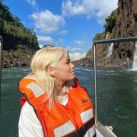 Lali Espósito de vacaciones en Cataratas del Iguazú con David Victori 