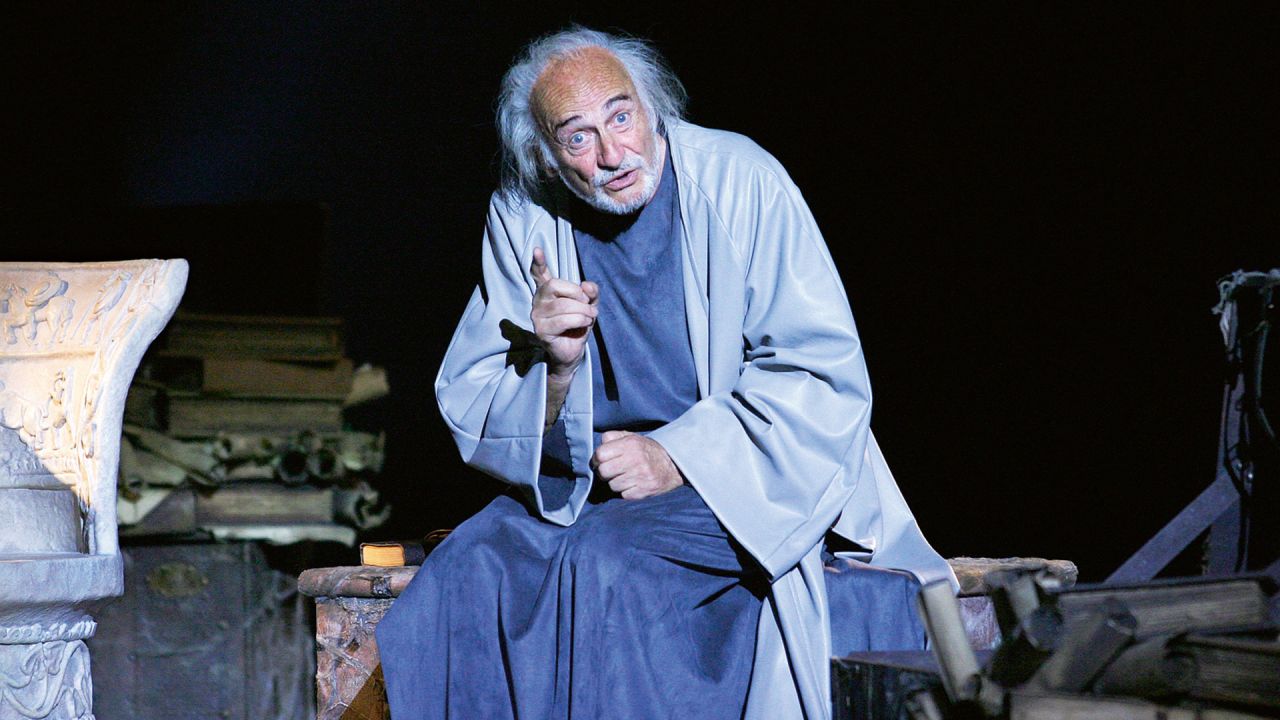 Héctor Alterio en "Yo, Claudio" en Teatroteca | Foto:Teatroteca