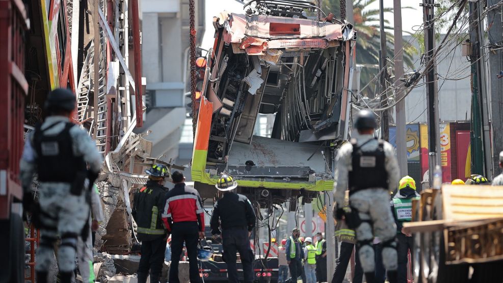 Aftermath of Tragic Metro Overpass Collapse in Mexico City